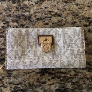 Michael Kors wallet